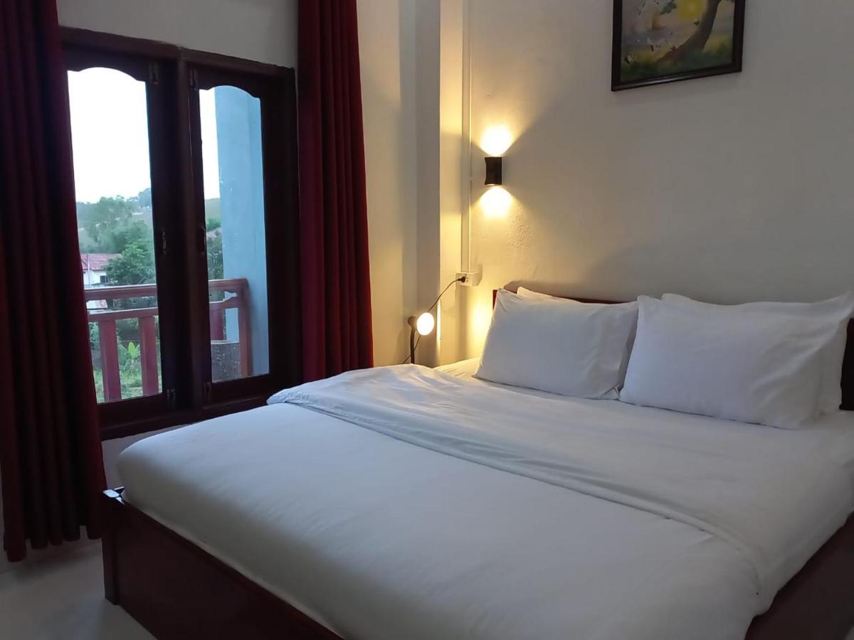 Sipanya Guesthouse Phonsavan Ngoại thất bức ảnh