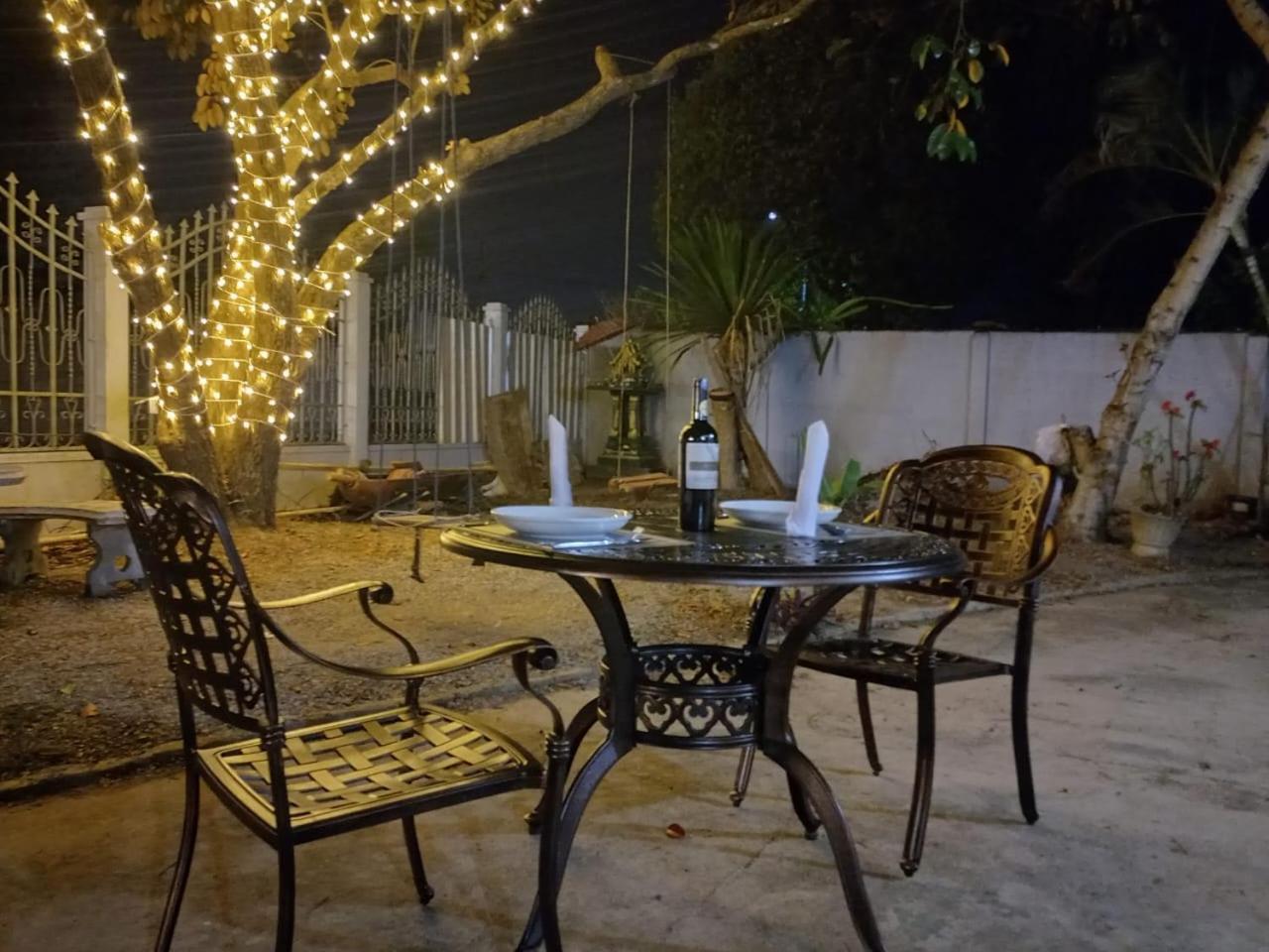 Sipanya Guesthouse Phonsavan Ngoại thất bức ảnh